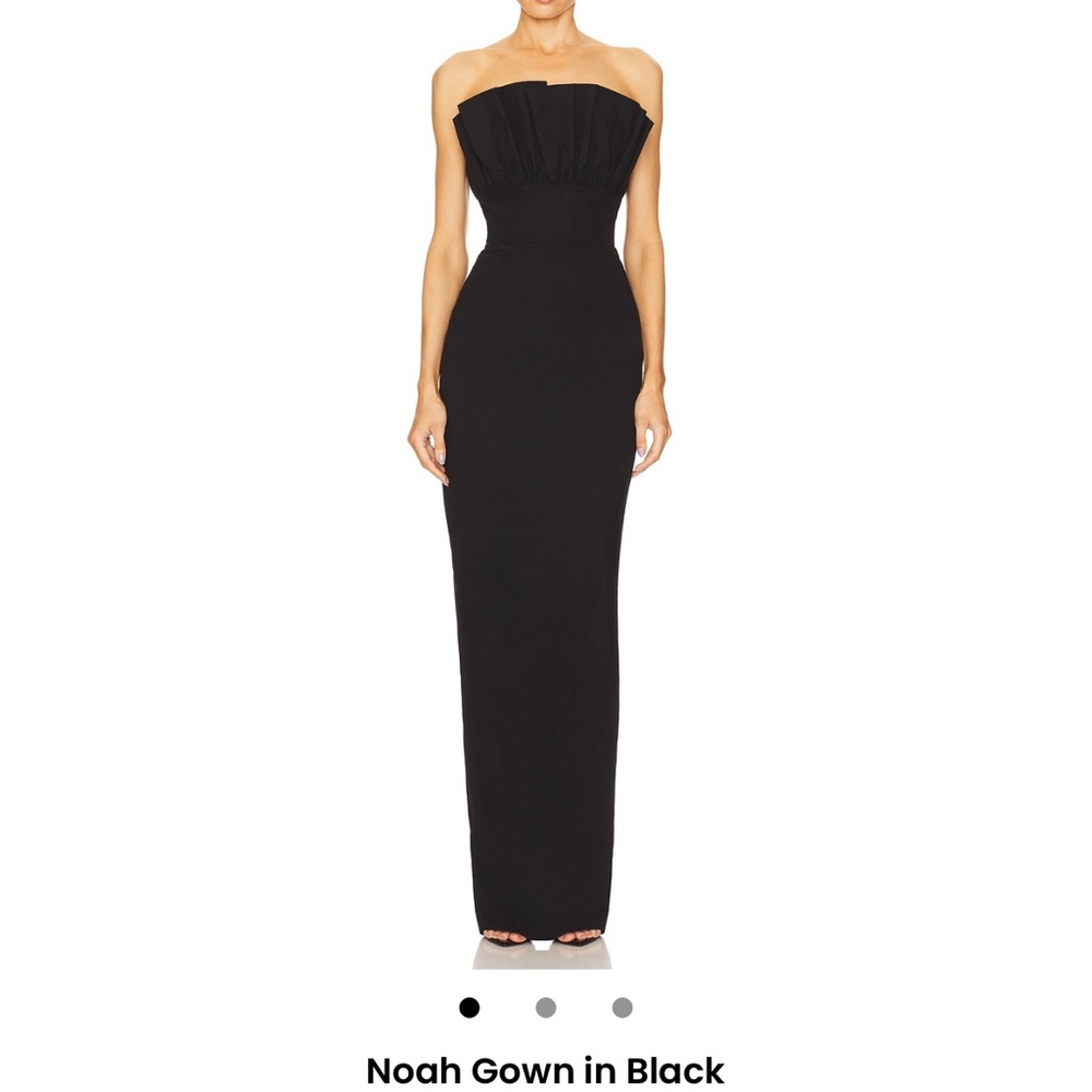 REVOLVE SAU LEE Noah Gown in Black